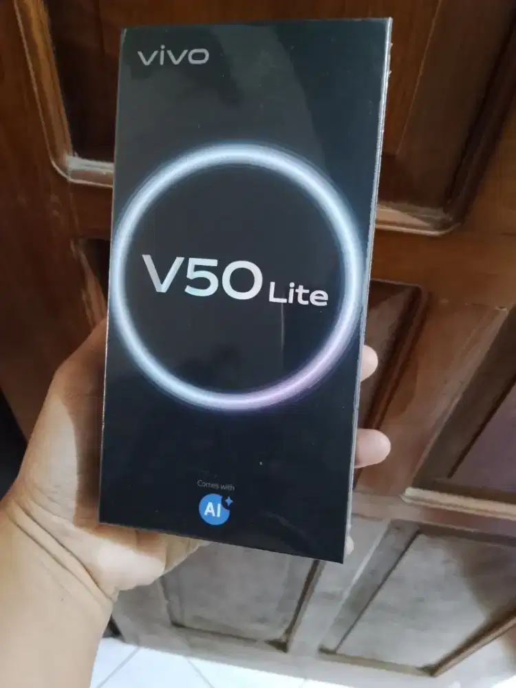 Vivo V50 lite ram 8/128 batre 6500maH