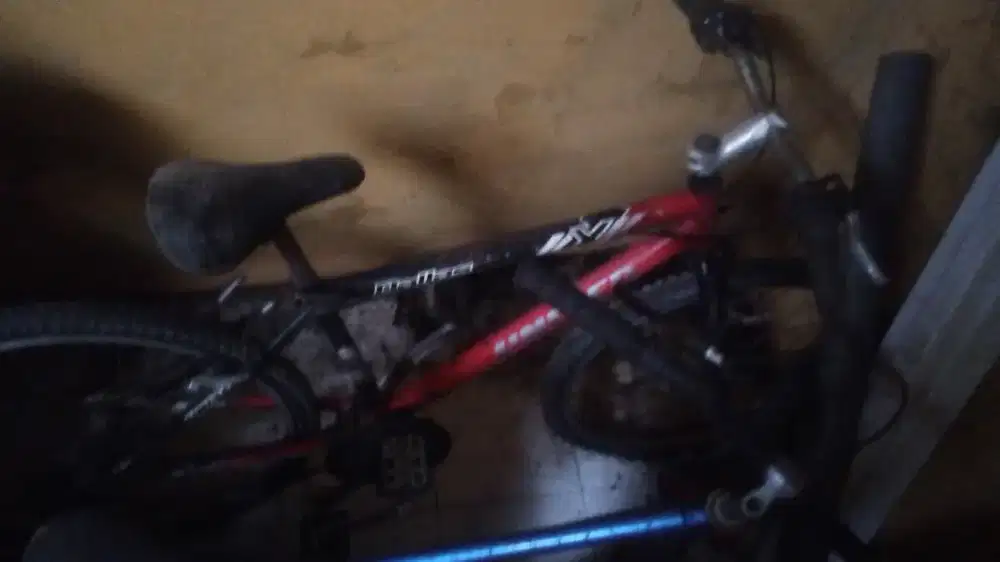 sepeda united bekas bahan