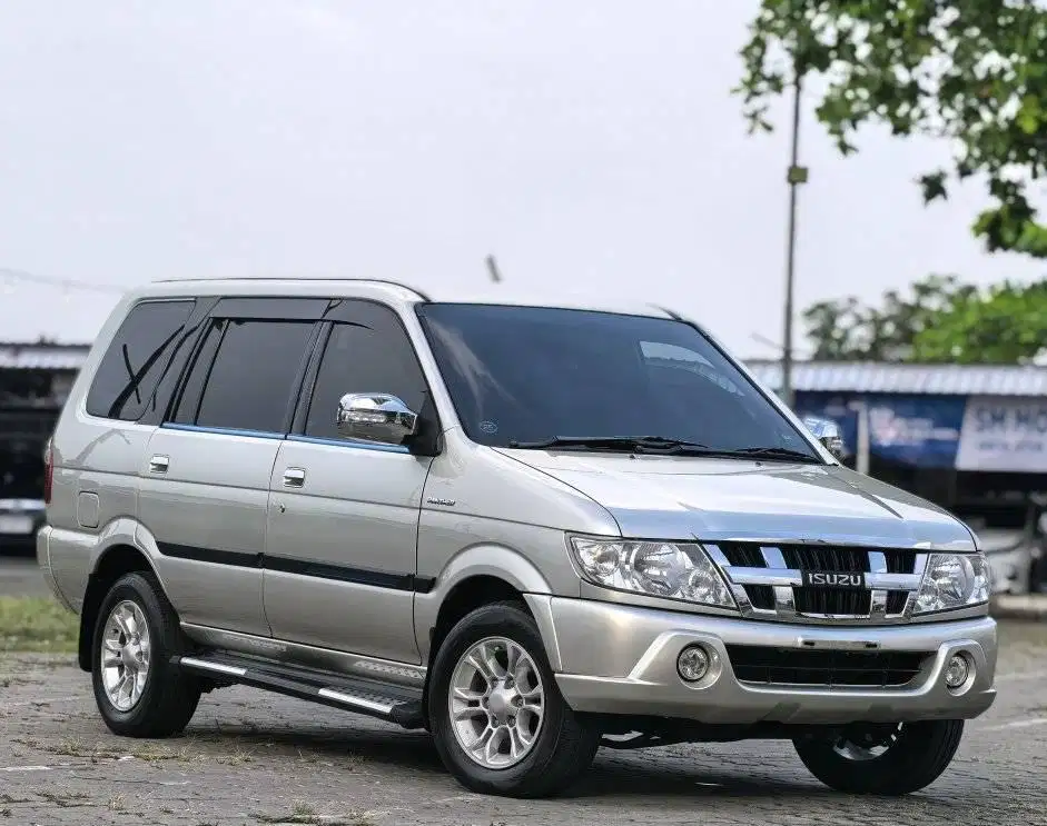 Isuzu Panther LS Turbo 2016 Manual Plat H Super Istimewa Like New