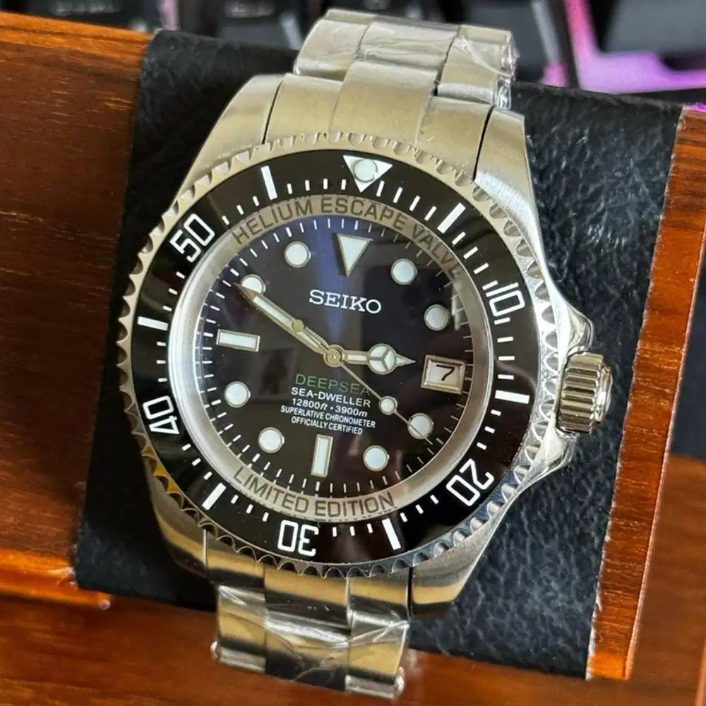 Seiko DeepSea James Cameron NH35 100M Diving Specialist