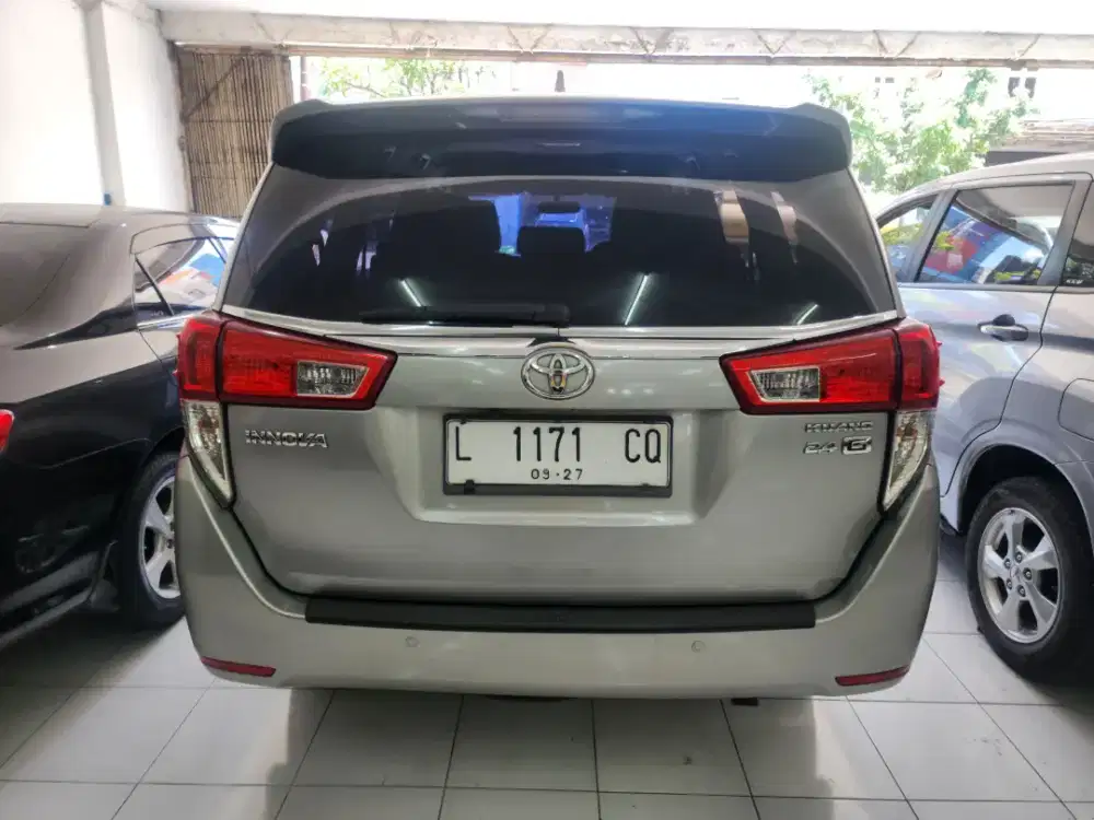 Tdp 35 kijang innova 2.4 silver solar 2017 surabaya full orisinil