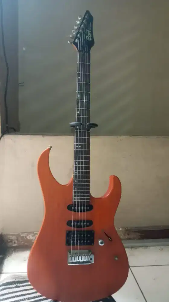 Gitar cort solo series