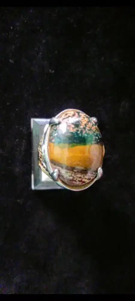 BATU AKIK ANEKA WARNA UNIK ALAMI