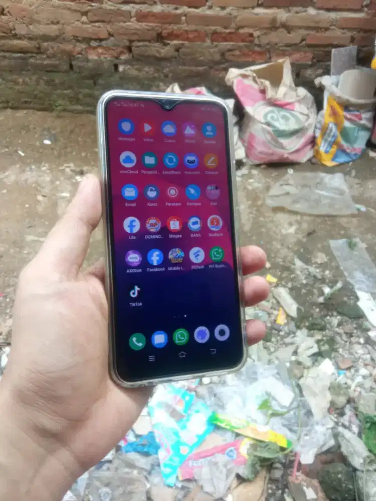 VIVO Y15 RAM 4 / 64