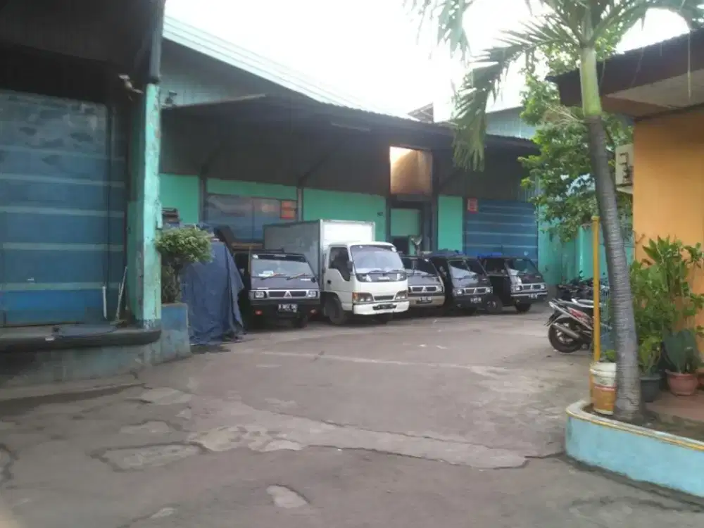 Dijual lahan cocok untuk hunian mewah atau investasi prestisius di jalan raya Bekasi Jatinegara Jakarta Timur