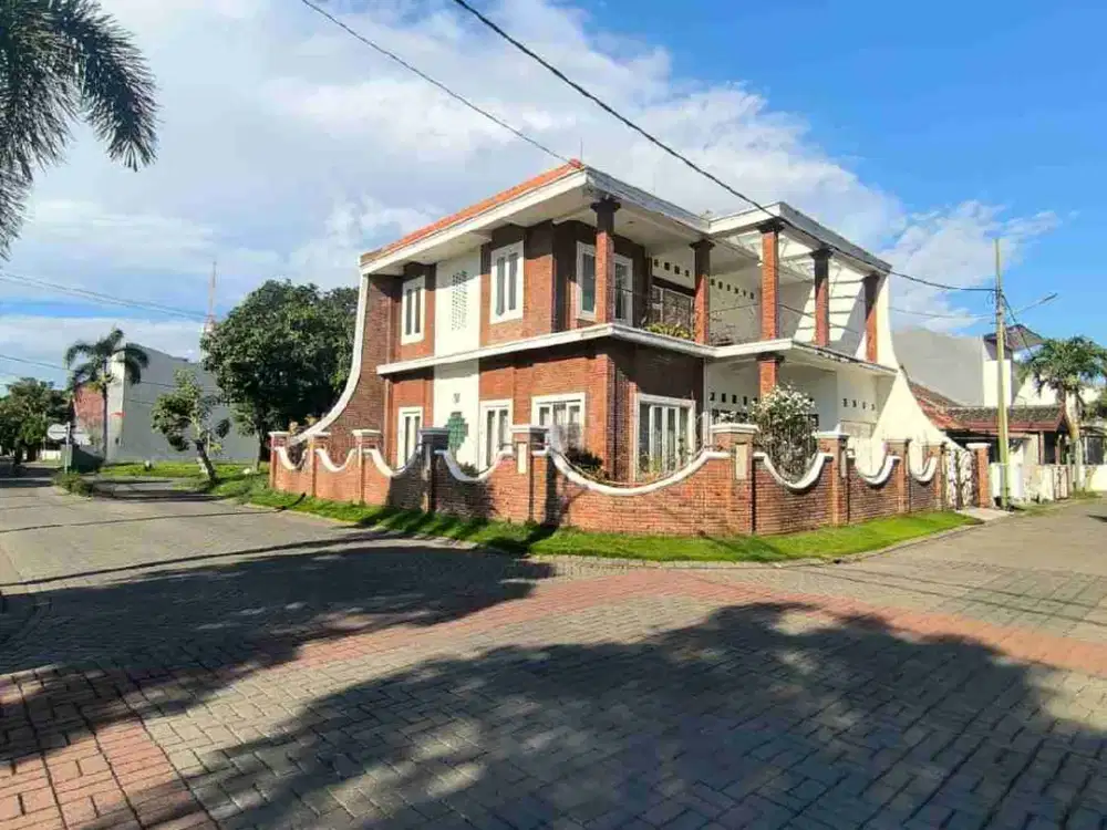 DIJUAL RUMAH CITRALAND UTARA