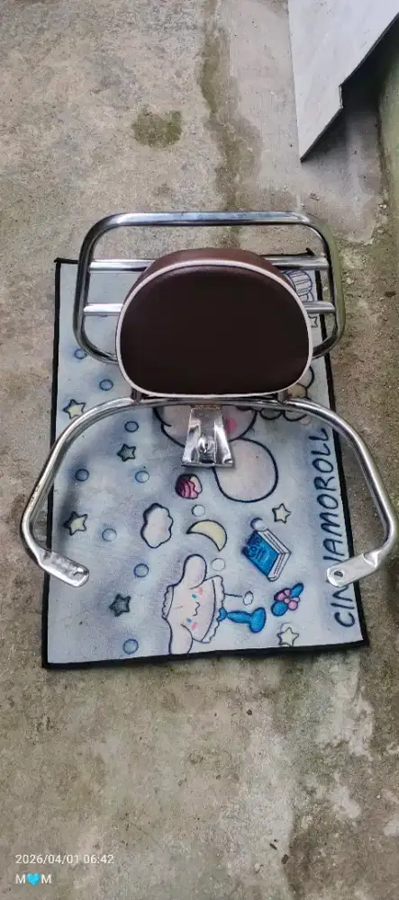 Back Rack Vespa LX ,S, LXV ,Sprint Primavera GTS & ZuZu Listrik