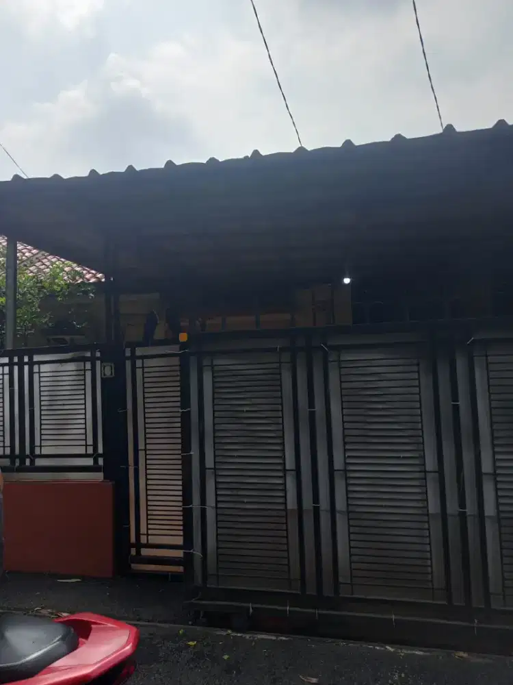 Rumah 1 lantai di villa santika depok