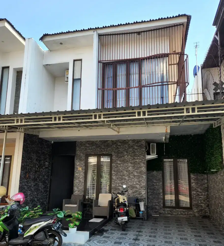 Dijual cepat rumah beserta perabot seperti digambar