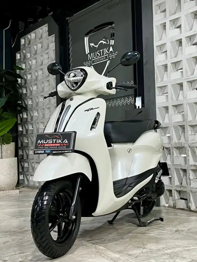 YAMAHA GRAND FILANO 2025 - Chintia Mustika