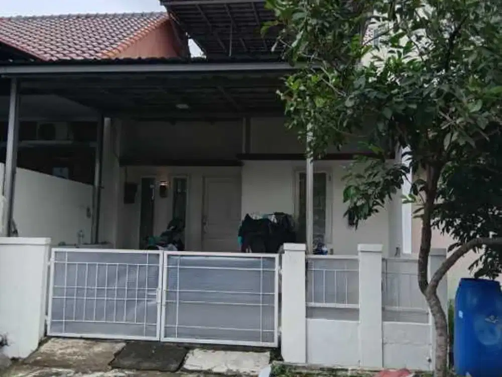 Dijual cepat rumah 2lantai harga murah di Bumi Anggrek Bekasi
