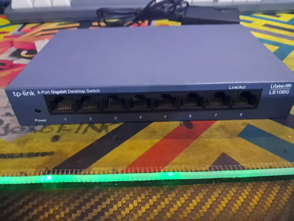 TP-Link LiteWave LS108G 8-Port