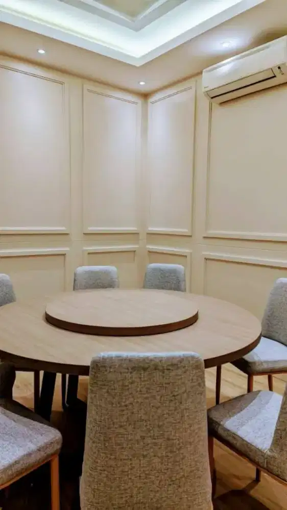 ''Tukang bangùnan bidang finishìng''