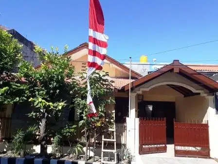Rumah di Lokasi Strategis Surabaya
