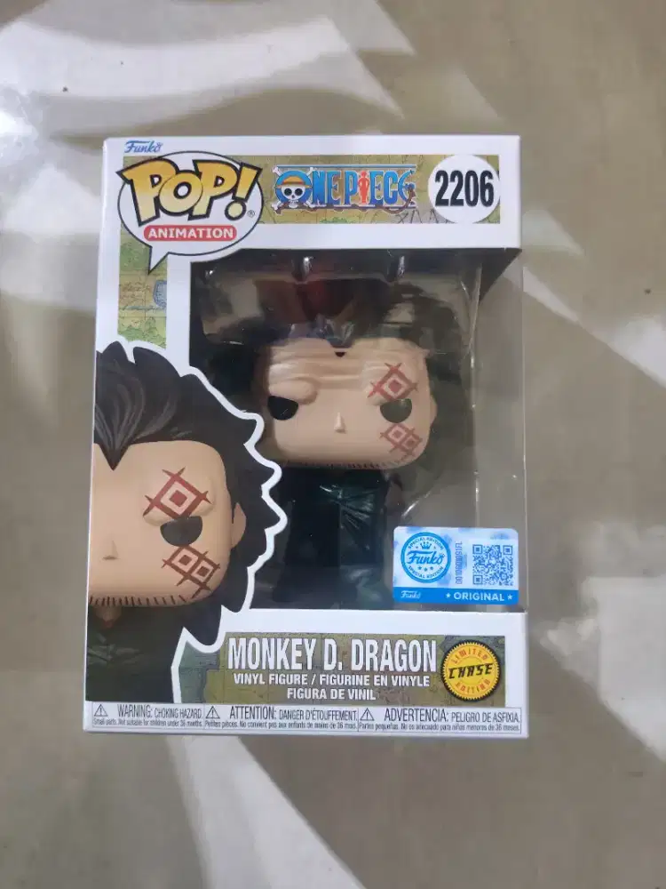 FUNKO POP MONKEY D DRAGON 2206 CHASE LIMITED EDITION