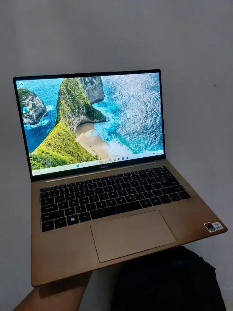 Laptop Advan WorkPro Core i5-1035G7