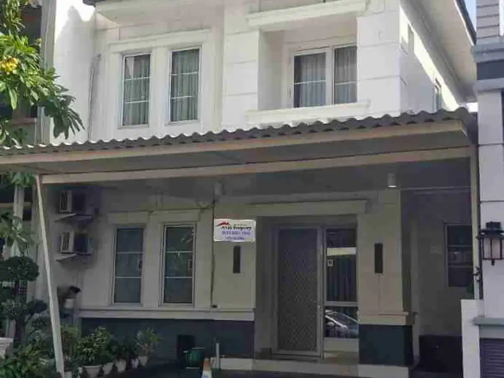 Dijual cepat Rumah 2 lantai siap huni di kota wisata Cibubur