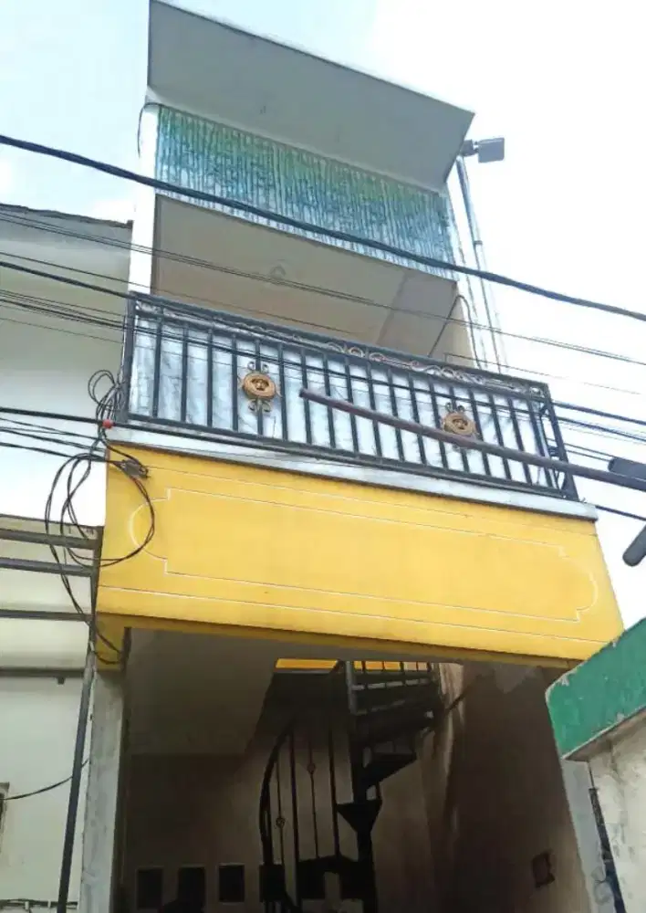 Dijual Rumah dan bisa untuk kontrakan 2 Pintu.