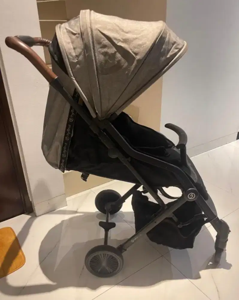 Stroller hybrid cabi