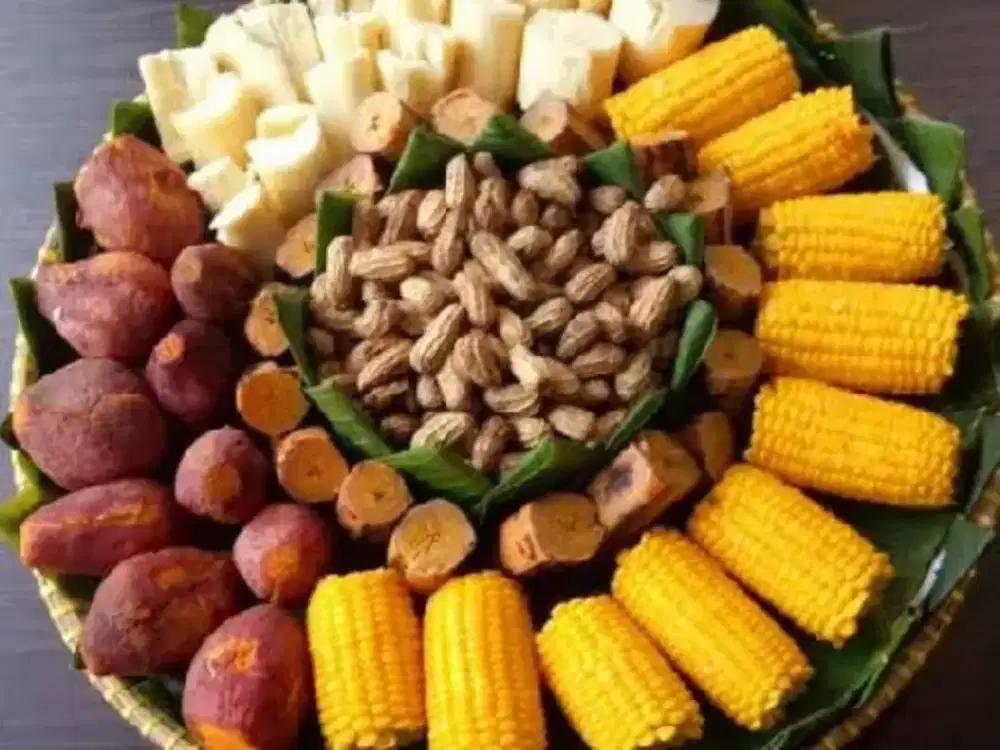 Dagang Kukusan dan Es Kobok