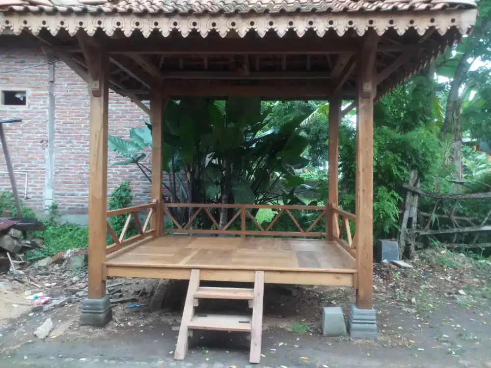 Gasebo kayu jati genteng mini