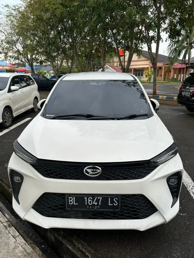 Daihatsu Xenia tipe R Deluxe 1,3