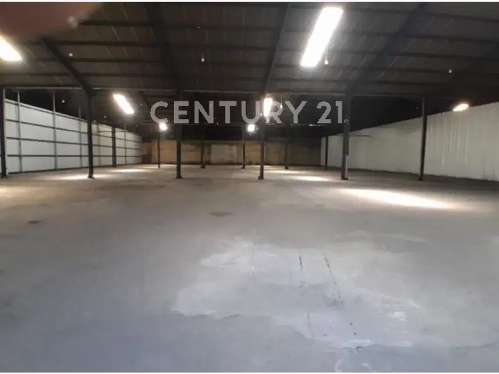 Disewakan Hanya Peruntukan Gudang Di Daan Mogot