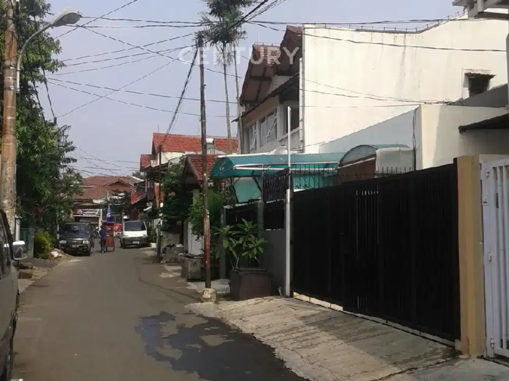Rumah Full Furnis 2,5 Lantai Siap Huni Dan Terawat Di Kebon Baru