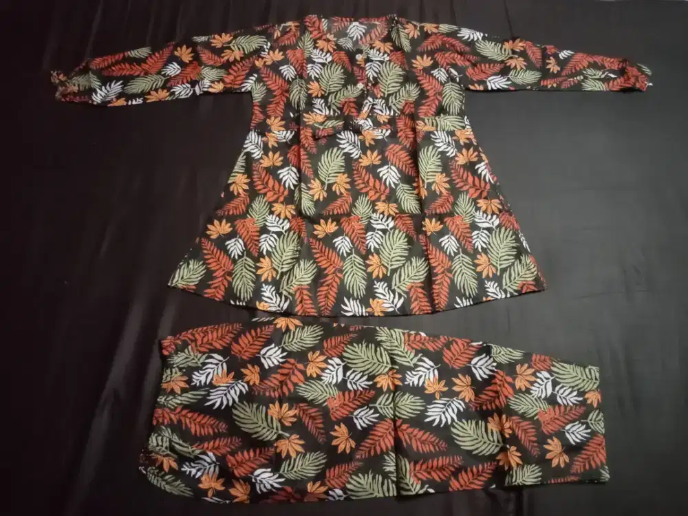 Pakaian wanita baju celana masih baru