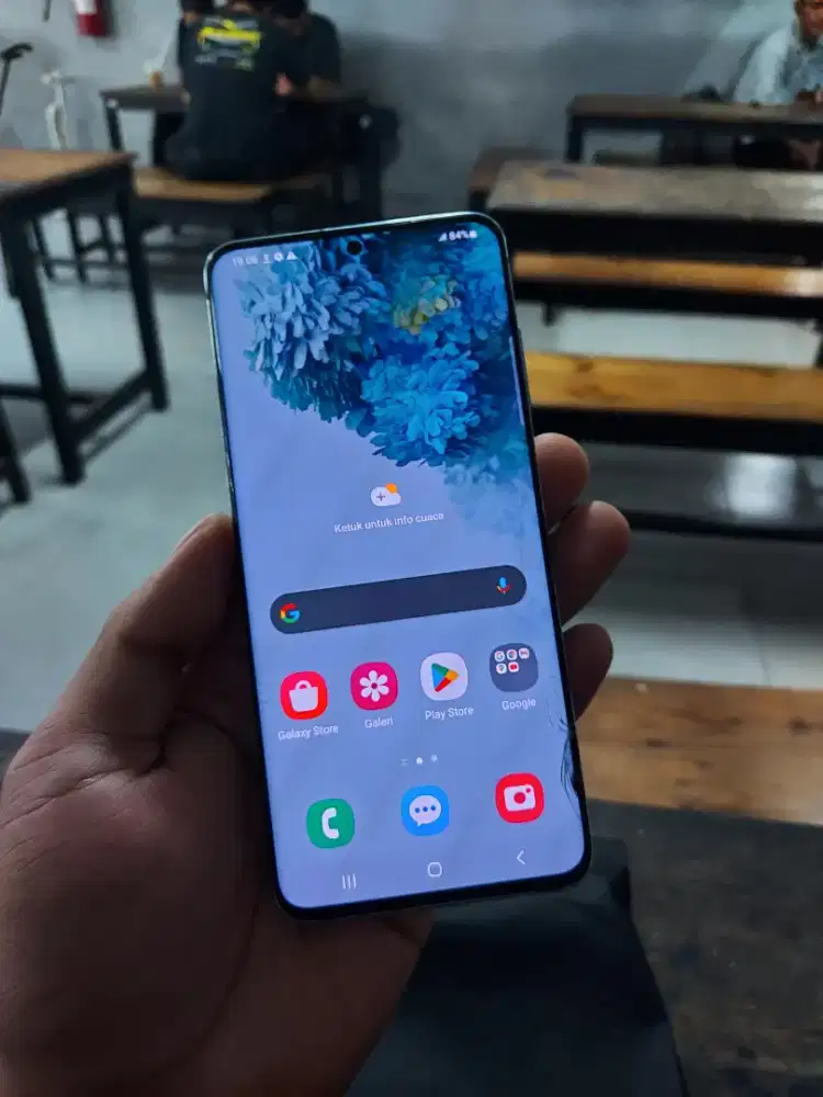 Samsung S20 basic 8/128