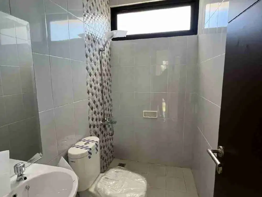 Disewakan rumah hook di grean ara Harapan Indah