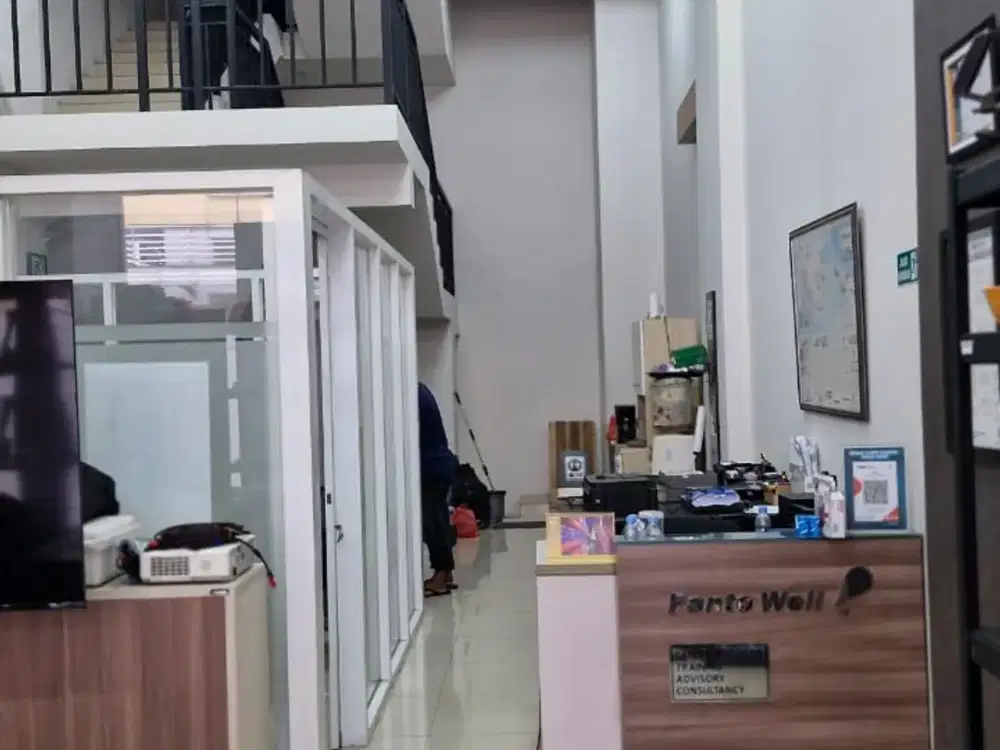 Dijual ruko 3,5lantai cocok untuk investasi di Emerald Commercial Summarecon Bekasi