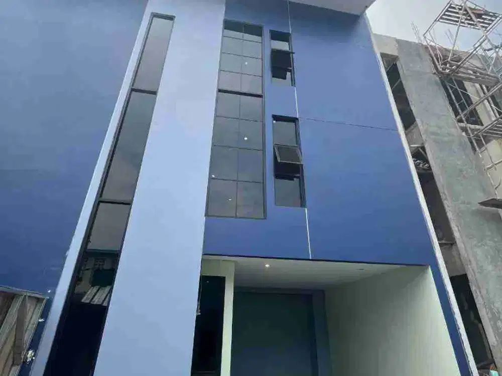 Rumah Dijual Cluster Condet Jaktim 3.5 lantai