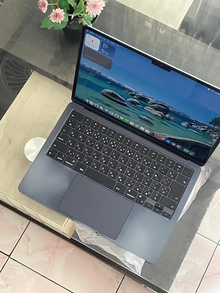 Macbook Air M2 2022 8/256 GB
