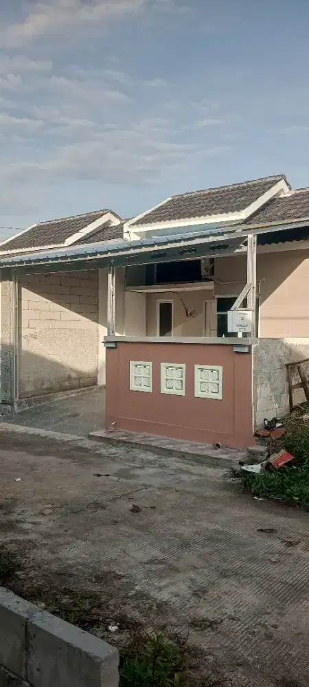 Over kredit / disewakan full renov