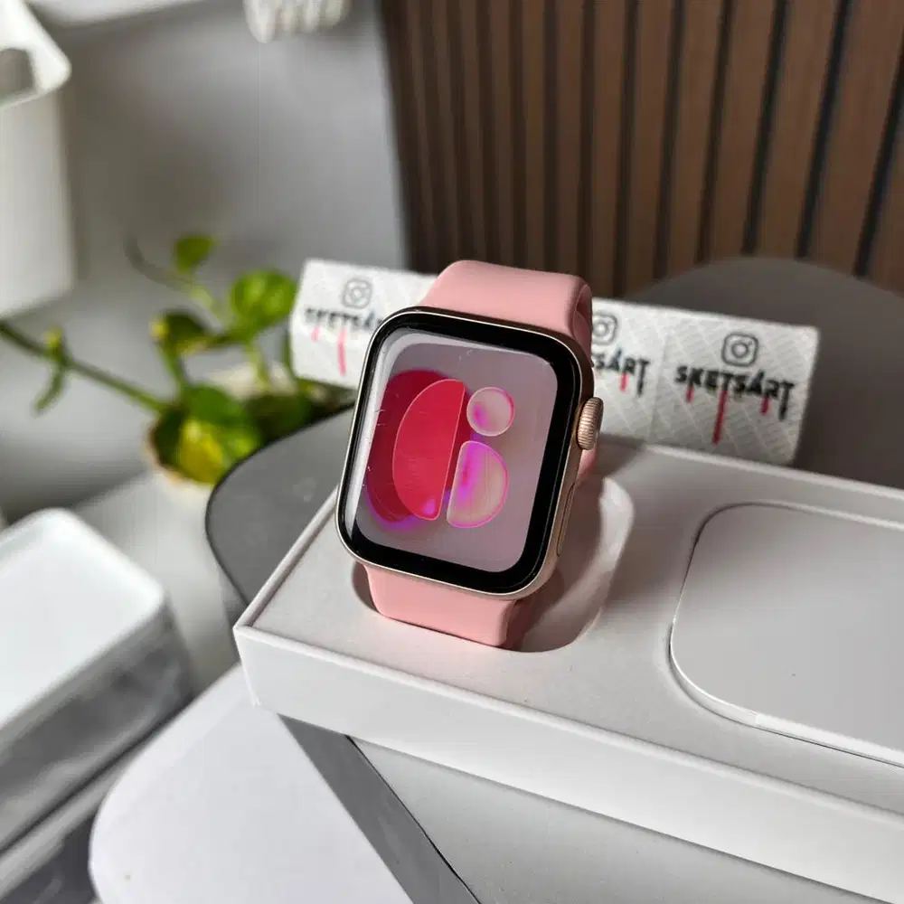 Apple Watch Series 6 40mm Gold iwatch