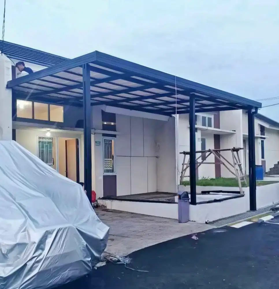 Pasang kanopi baja ringan