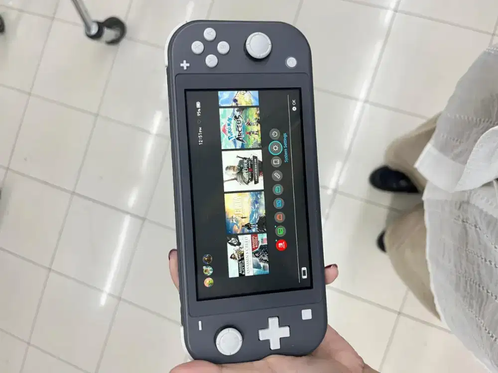 NINTENDO SWITCH LITE 2020