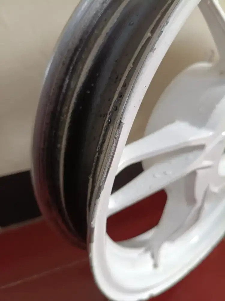 JUAL VELG R14 & SHOCK DEPAN (ORIGINAL) VARIO 150 GEN 2