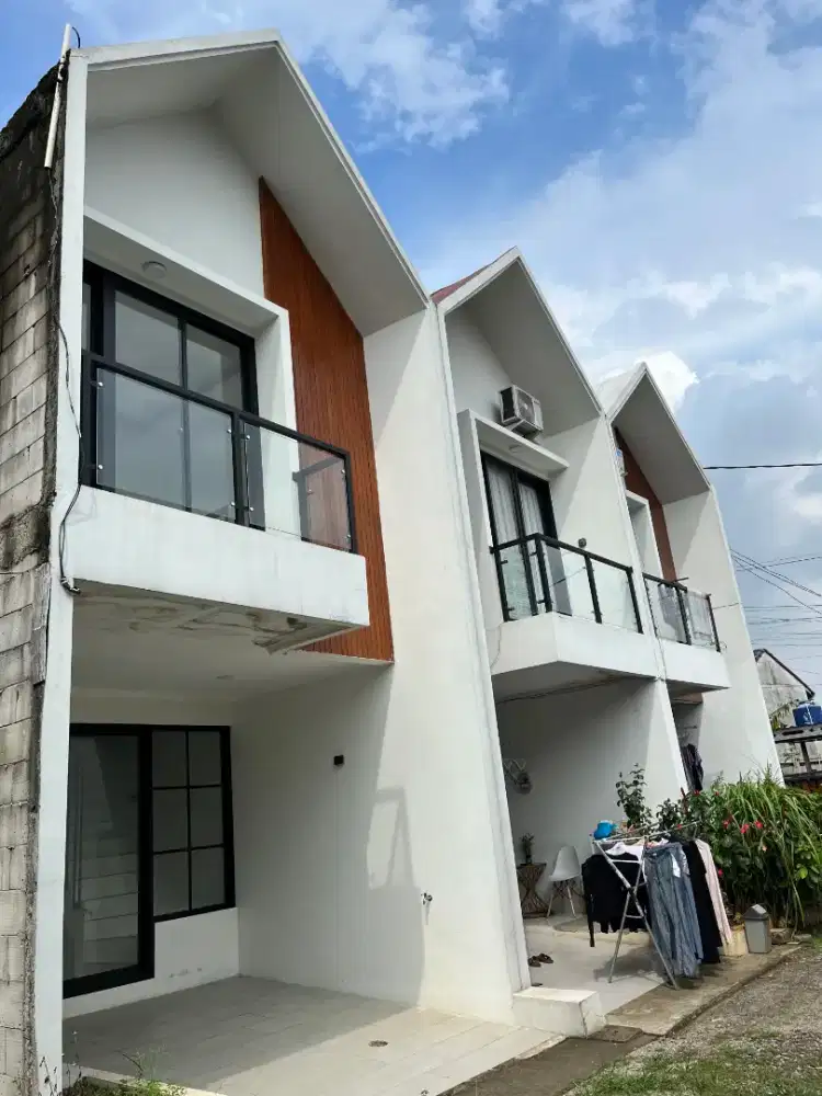 8menit LRT & TJ. Booking 1jt all in, free DP free biaya*,cicilan 5jtan