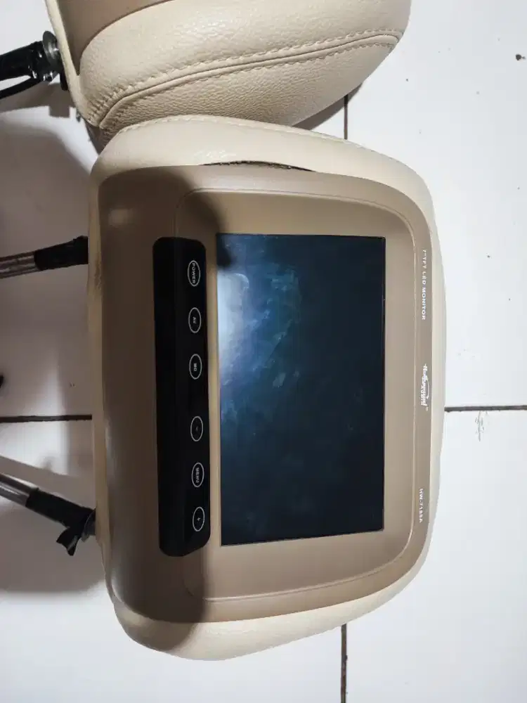 Headrest Monitor Mobil