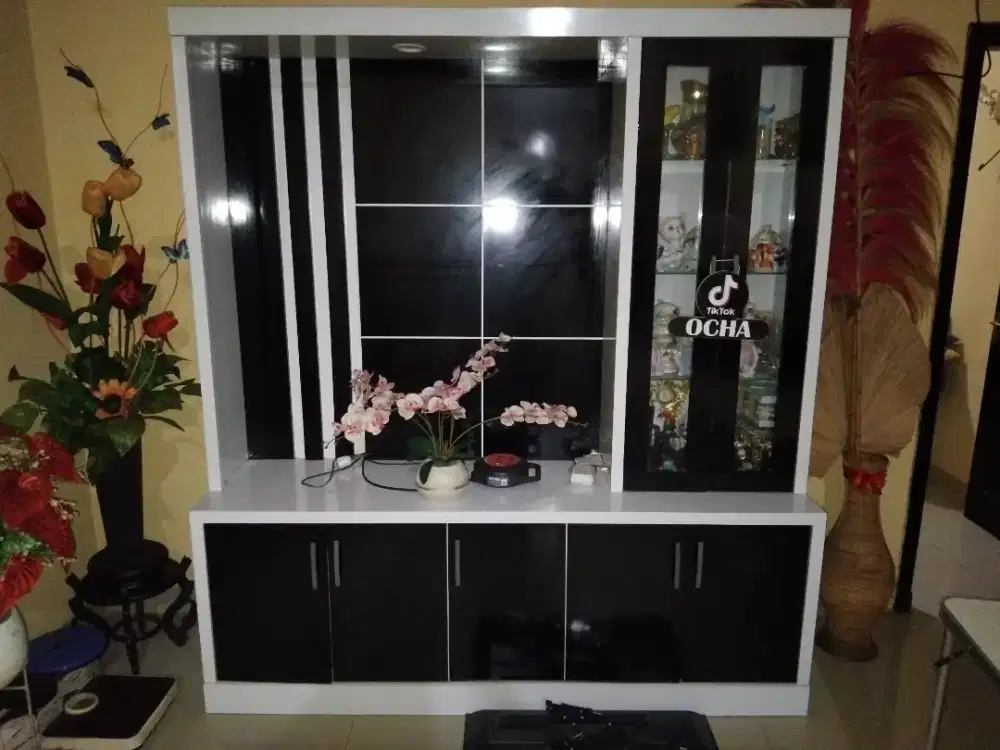 Lemari Buffet No Minus