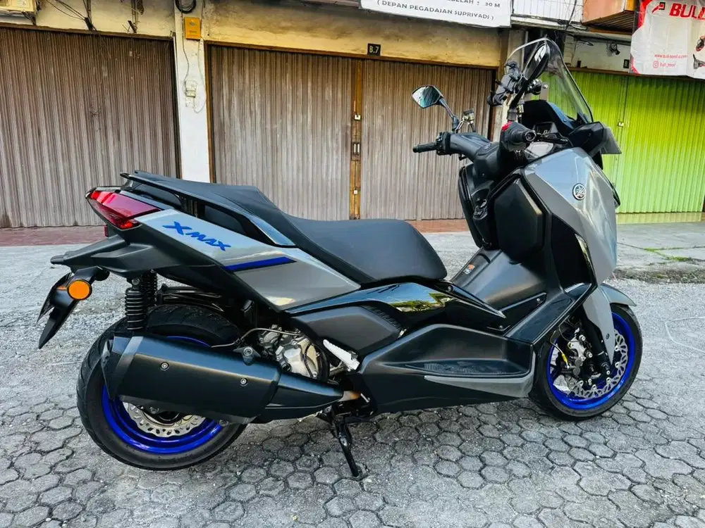 yamaha xmax like new