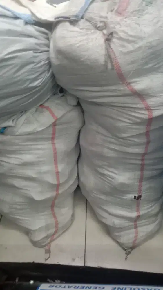 Sandal Dagangan 2 karung Gede borongan