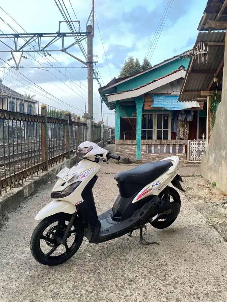 Jual Motor Mio th 2009 Ss lengkap pajak pules, minus pemakean