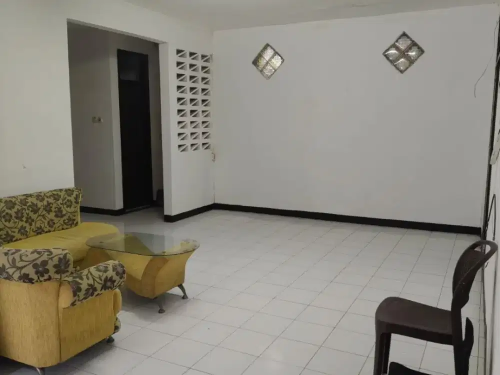 Dijual Cepat Rumah Nyaman Siap Huni Minimalis Lokasi Strategis di Taman Kopo Indah 1 Bandung