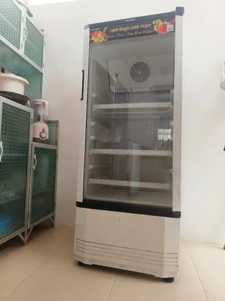 Kulkas showcase polytron