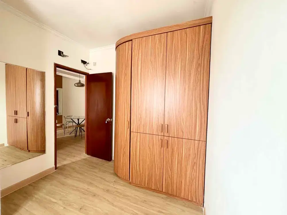 DIJUAL TERMURAH! 2BR Apartemen Gading Mediterania Renovasi Modern – Semi Furnished, Siap Huni Kelapa Gading