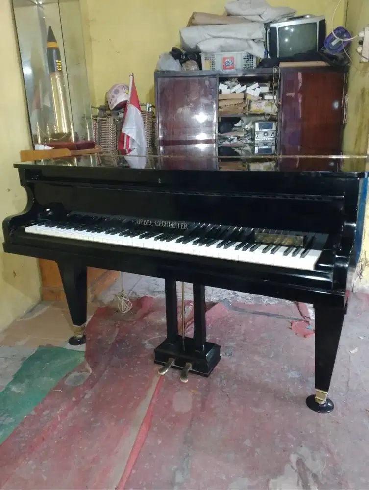 piano Classic Baby Grand