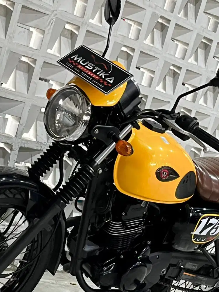 Stok Terbatas!!Kawasaki W175 Cafe th 2019 - Ayu Mustika